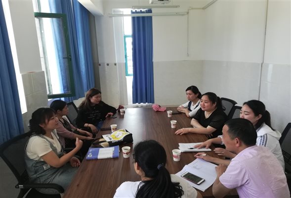 F:8-19学年第二学期通知报道.23健民医院来校交流IMG_20190523_152327.jpg