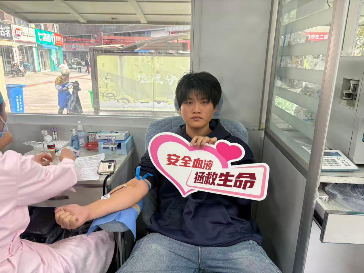 b471f703026cf3cc8b632faa11f21a2d b471f703026cf3cc8b632faa11f21a2d